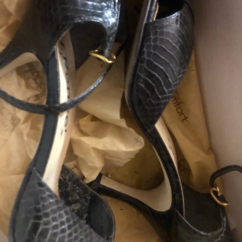 J Renee Slingback open toe snakeskin pumps. 7M